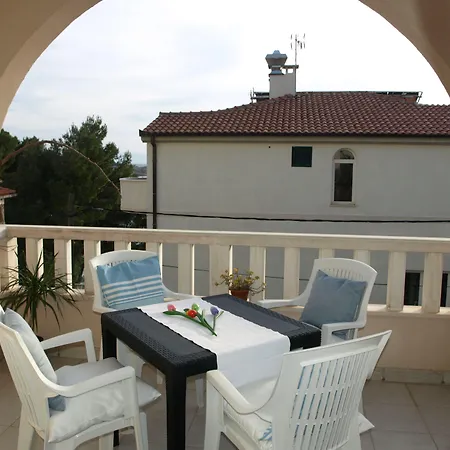 Apartment Issa *