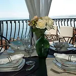 Apartament Issa