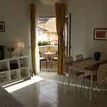 Apartament Issa