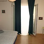 Apartament Issa