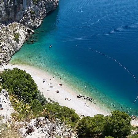 Apartment Issa Makarska