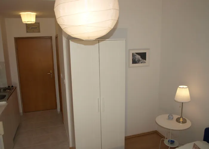 Issa Apartment *